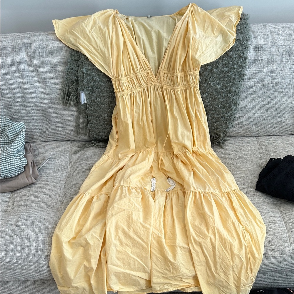 Elegant Yellow Maxi Dress